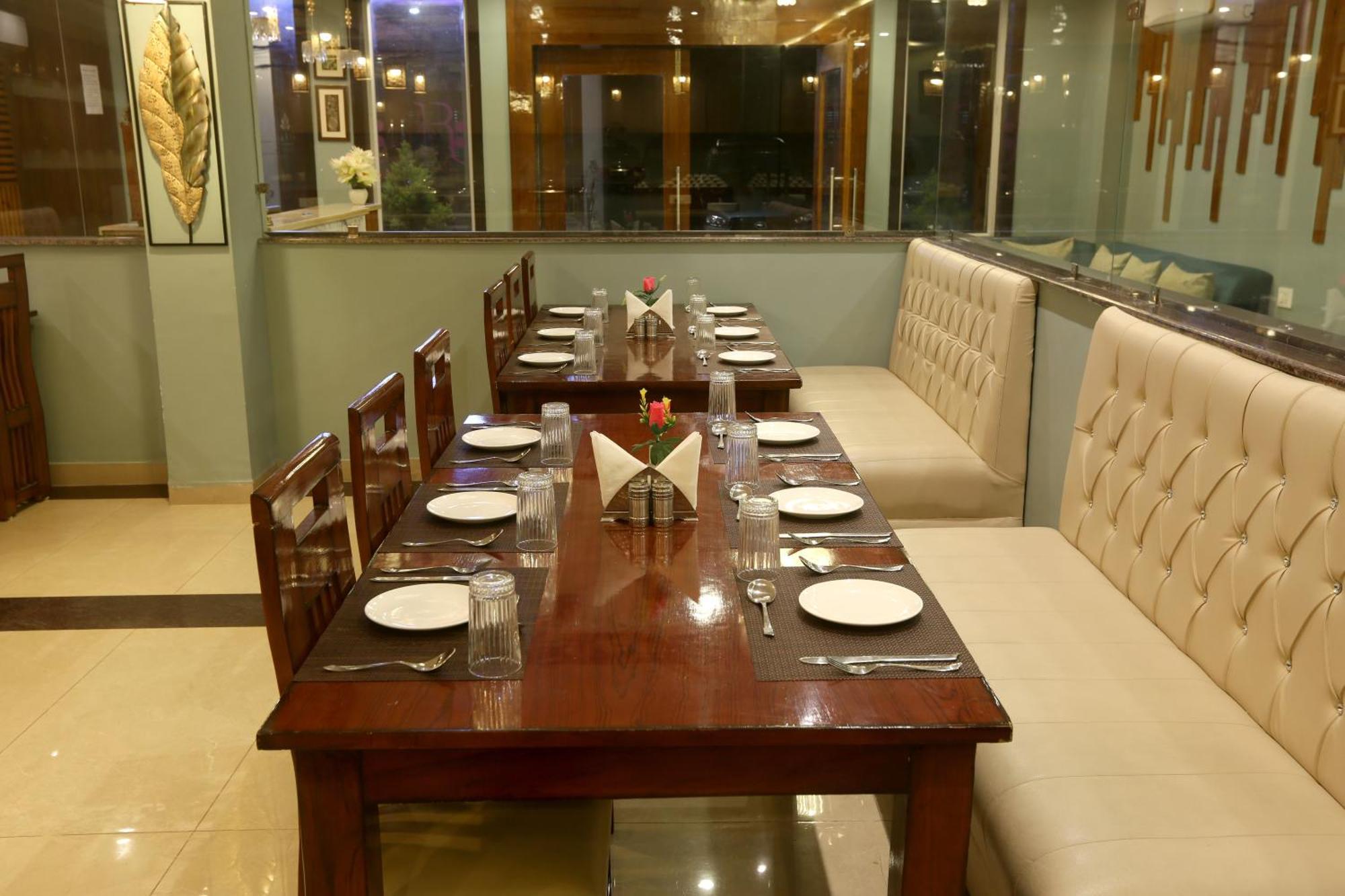 Hotel Deluxe Stay Inn - Near Delhi Airport New Delhi Exterior photo